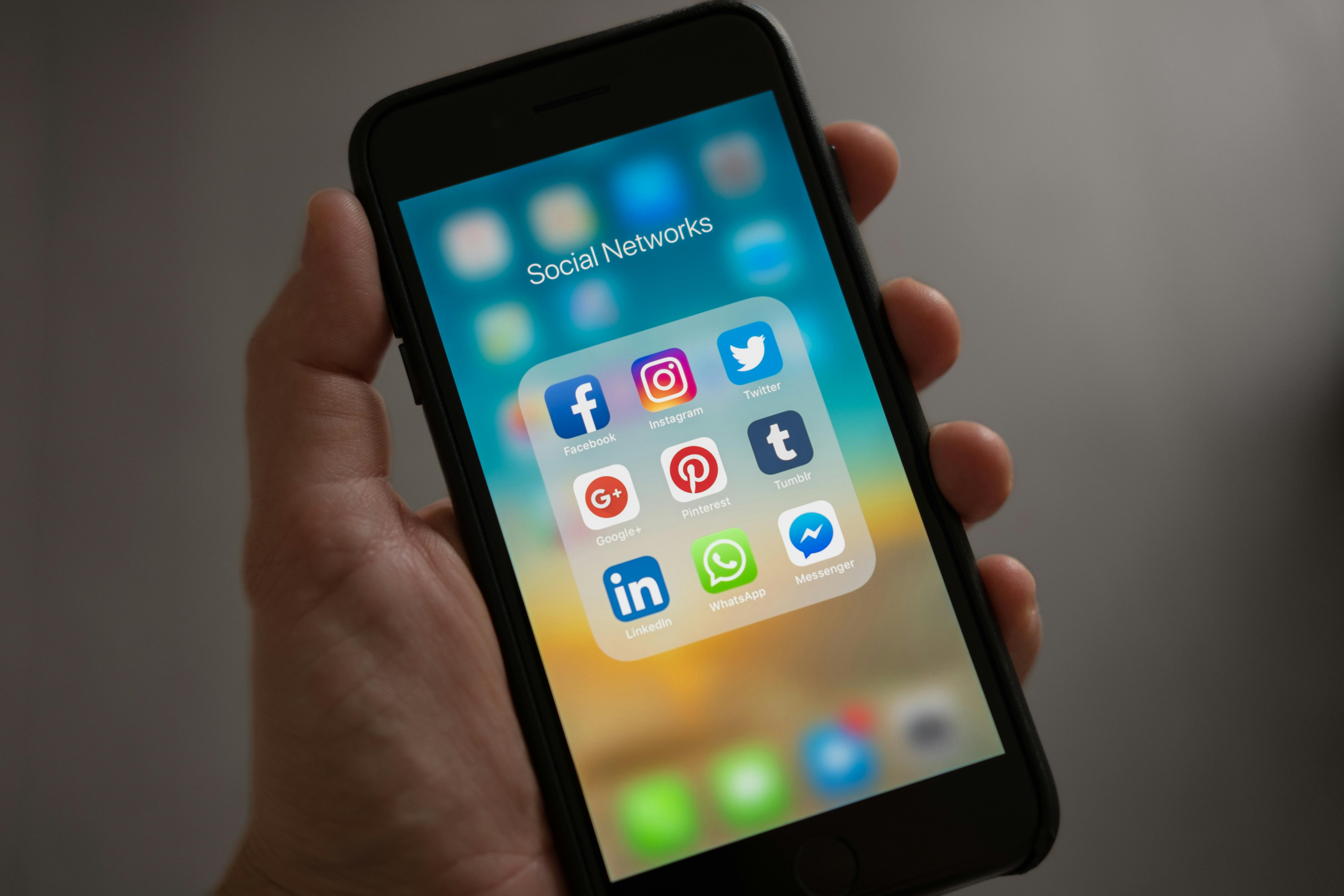 How to Use Data & Analytics to Improve Digital Marketing ROI for Nepali SMEs?
